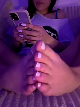 sofiaklf69  online show from October 2, 2025, 1:12 am