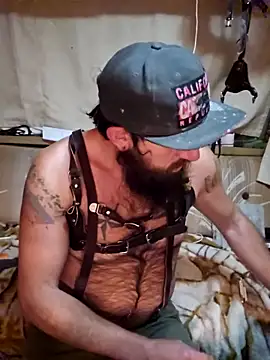 StruggleSnuggles online show from October 29, 2025, 8:38 am