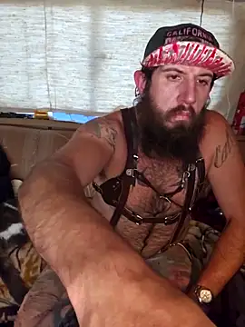 StruggleSnuggles online show from November 1, 2025, 11:29 pm