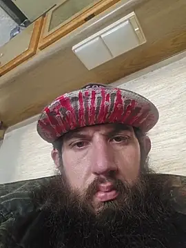 StruggleSnuggles online show from November 2, 2025, 5:15 pm