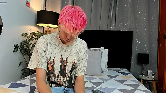 Snapshot of Brian-Ausslos chatting on March 21, 2025, 5:00 am Brian-Ausslos online show from March 21, 2025, 5:00 am