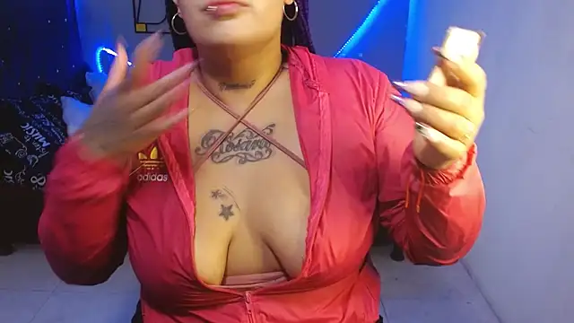 Snapshot of brittanysexhot chatting on January 17, 2025, 2:28 pm brittanysexhot online show from January 17, 2025, 2:28 pm