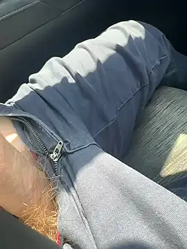 bblbutttwink online show from June 18, 2026, 9:52 pm