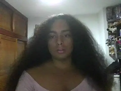 Snapshot of conejitamagicahermosaflor chatting on June 19, 2026, 10:35 pm conejitamagicahermosaflor online show from June 19, 2026, 10:35 pm