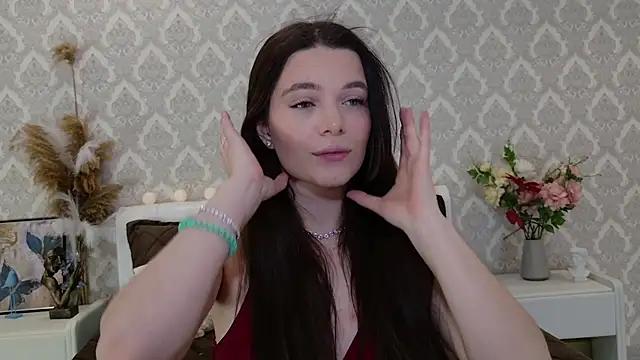 Nellie Medina online show from February 10, 2025, 10:30 pm