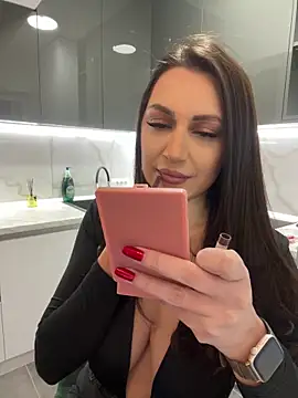 Snapshot of claraxjoyy chatting on February 17, 2025, 4:31 am claraxjoyy online show from February 17, 2025, 4:31 am