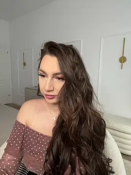 claraxjoyy online show from April 2, 2026, 5:05 am