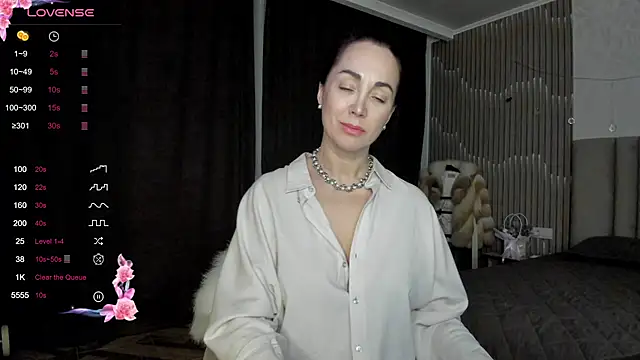 Monica Weiss online show from March 1, 2026, 3:25 pm