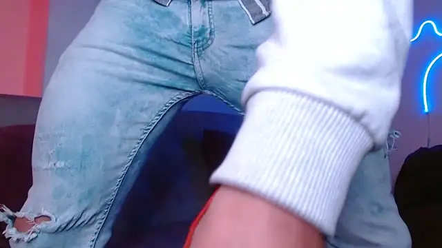 Joylopez fit online show from February 23, 2025, 4:46 pm