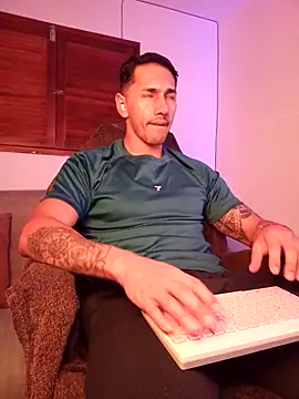 Snapshot of Joylopez_fit chatting on March 15, 2026, 5:30 pm Joylopez fit online show from March 15, 2026, 5:30 pm