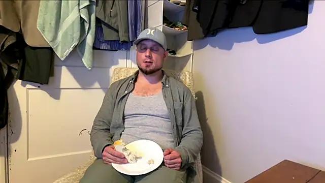 RickeyRidez online show from October 14, 2025, 1:06 am