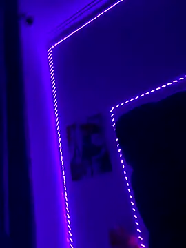 Snapshot of Thando04 chatting on November 10, 2025, 12:53 am Thando04 online show from November 10, 2025, 12:53 am