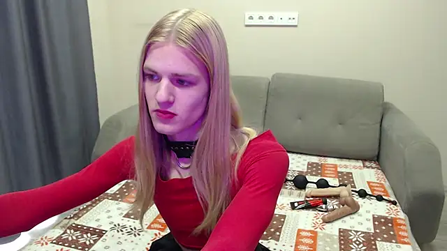 Snapshot of blaire__18 chatting on February 23, 2025, 5:45 am blaire  18 online show from February 23, 2025, 5:45 am