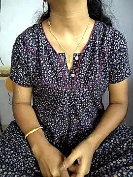 lovelygirl4567 online show from November 9, 2025, 5:28 am