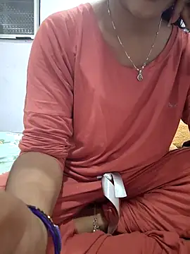 Snapshot of lovelygirl4567 chatting on May 4, 2026, 3:30 pm lovelygirl4567 online show from May 4, 2026, 3:30 pm