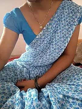 Snapshot of lovelygirl4567 chatting on May 18, 2026, 5:35 am lovelygirl4567 online show from May 18, 2026, 5:35 am