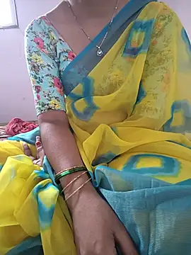 Snapshot of lovelygirl4567 chatting on May 24, 2026, 5:34 am lovelygirl4567 online show from May 24, 2026, 5:34 am