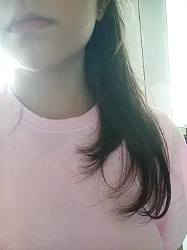 Analitayoung online show from March 3, 2026, 12:11 pm