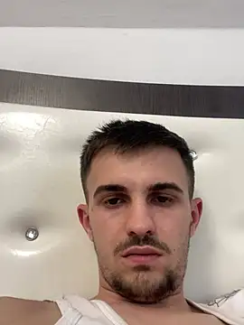 Demonpull69 online show from April 17, 2026, 2:09 pm