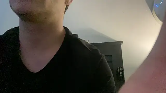 Snapshot of TylerXAnthony chatting on October 31, 2025, 12:50 pm TylerXAnthony online show from October 31, 2025, 12:50 pm