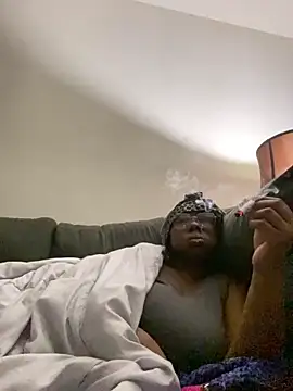 DamnBubbles online show from January 21, 2025, 7:04 am