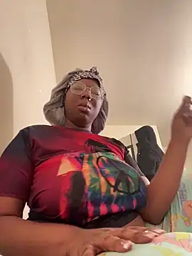 DamnBubbles online show from February 6, 2025, 12:22 am