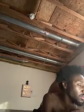 Snapshot of PlayboySavageX chatting on February 17, 2025, 9:30 pm PlayboySavageX online show from February 17, 2025, 9:30 pm