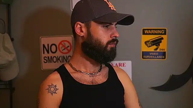 HairyRobxxx online show from November 22, 2025, 7:24 pm