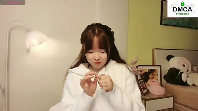 Chenjing0 online show from February 20, 2025, 8:17 am