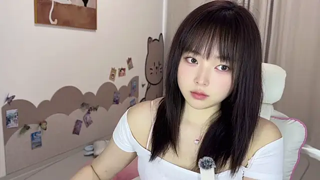 Snapshot of Chenjing0 chatting on April 5, 2026, 4:42 am Chenjing0 online show from April 5, 2026, 4:42 am