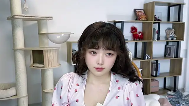 Snapshot of Chenjing0 chatting on April 22, 2026, 1:34 pm Chenjing0 online show from April 22, 2026, 1:34 pm