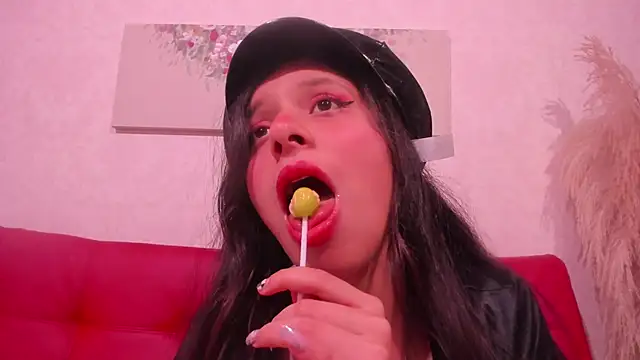 Snapshot of Misha_Lover chatting on February 3, 2025, 10:21 pm Misha Lover online show from February 3, 2025, 10:21 pm