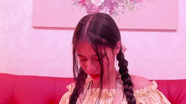 Snapshot of Misha_Lover chatting on February 22, 2025, 7:25 pm Misha Lover online show from February 22, 2025, 7:25 pm