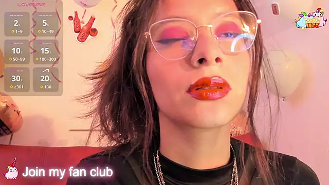 Snapshot of Misha_Lover chatting on September 25, 2025, 8:45 pm Misha Lover online show from September 25, 2025, 8:45 pm