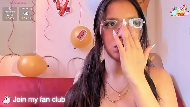 Snapshot of Misha_Lover chatting on September 26, 2025, 8:13 pm Misha Lover online show from September 26, 2025, 8:13 pm