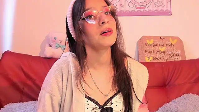 Snapshot of Misha_Lover chatting on October 11, 2025, 8:29 pm Misha Lover online show from October 11, 2025, 8:29 pm