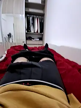 Snapshot of merty2233 chatting on January 26, 2025, 1:20 am merty2233 online show from January 26, 2025, 1:20 am