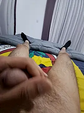 Snapshot of merty2233 chatting on December 13, 2025, 9:53 pm merty2233 online show from December 13, 2025, 9:53 pm