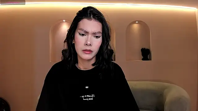 Snapshot of NiaSalvatore chatting on September 14, 2025, 4:28 pm NiaSalvatore online show from September 14, 2025, 4:28 pm