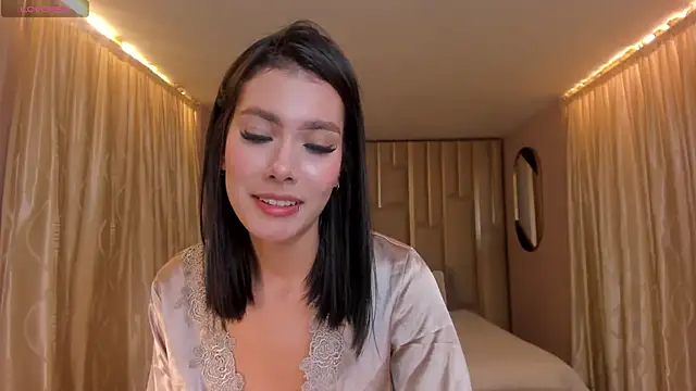 Snapshot of NiaSalvatore chatting on December 13, 2025, 8:04 pm NiaSalvatore online show from December 13, 2025, 8:04 pm