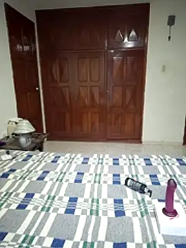 Stormy 77 online show from December 19, 2025, 10:28 pm