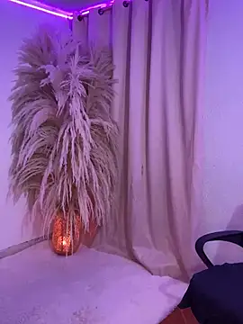 ariadna cooper online show from September 11, 2025, 4:01 am