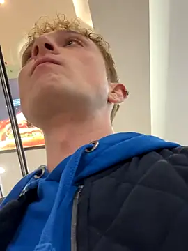 Snapshot of verici34 chatting on October 25, 2025, 7:38 am verici34 online show from October 25, 2025, 7:38 am