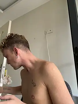 Snapshot of verici34 chatting on November 23, 2025, 7:08 am verici34 online show from November 23, 2025, 7:08 am