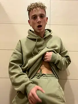 Snapshot of verici34 chatting on November 29, 2025, 8:17 am verici34 online show from November 29, 2025, 8:17 am