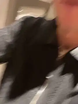 Snapshot of verici34 chatting on December 14, 2025, 9:14 am verici34 online show from December 14, 2025, 9:14 am