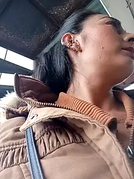 Snapshot of BELLA--26 chatting on January 31, 2025, 7:40 pm BELLA--26 online show from January 31, 2025, 7:40 pm