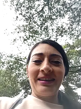 Snapshot of BELLA--26 chatting on February 9, 2025, 2:50 pm BELLA--26 online show from February 9, 2025, 2:50 pm