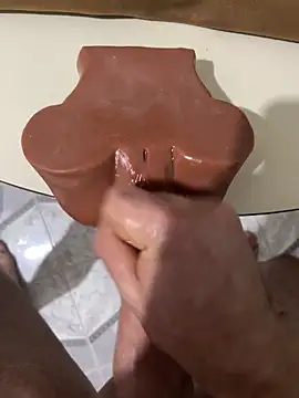 Snapshot of salahjode4325 chatting on November 4, 2025, 8:35 am salahjode4325 online show from November 4, 2025, 8:35 am