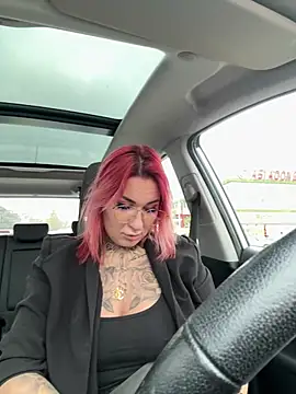 Mia-Fuchs online show from January 11, 2025, 1:53 pm